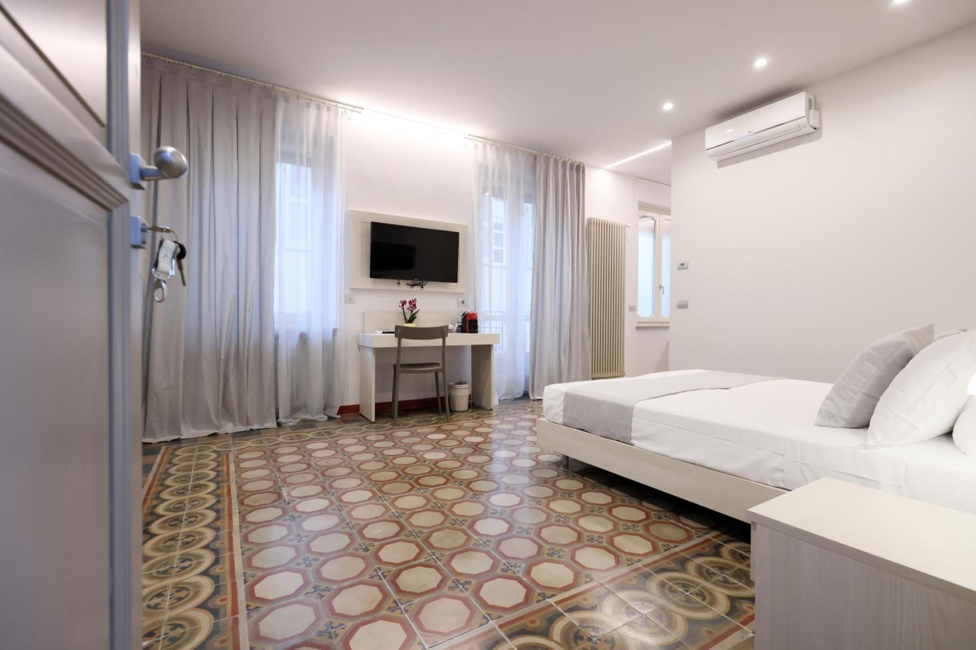 Palazzo Belli Bed & Breakfast Alba  Bagian luar foto