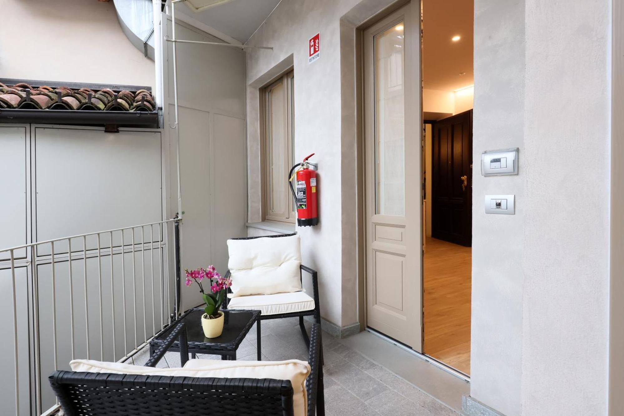 Palazzo Belli Bed & Breakfast Alba  Bagian luar foto