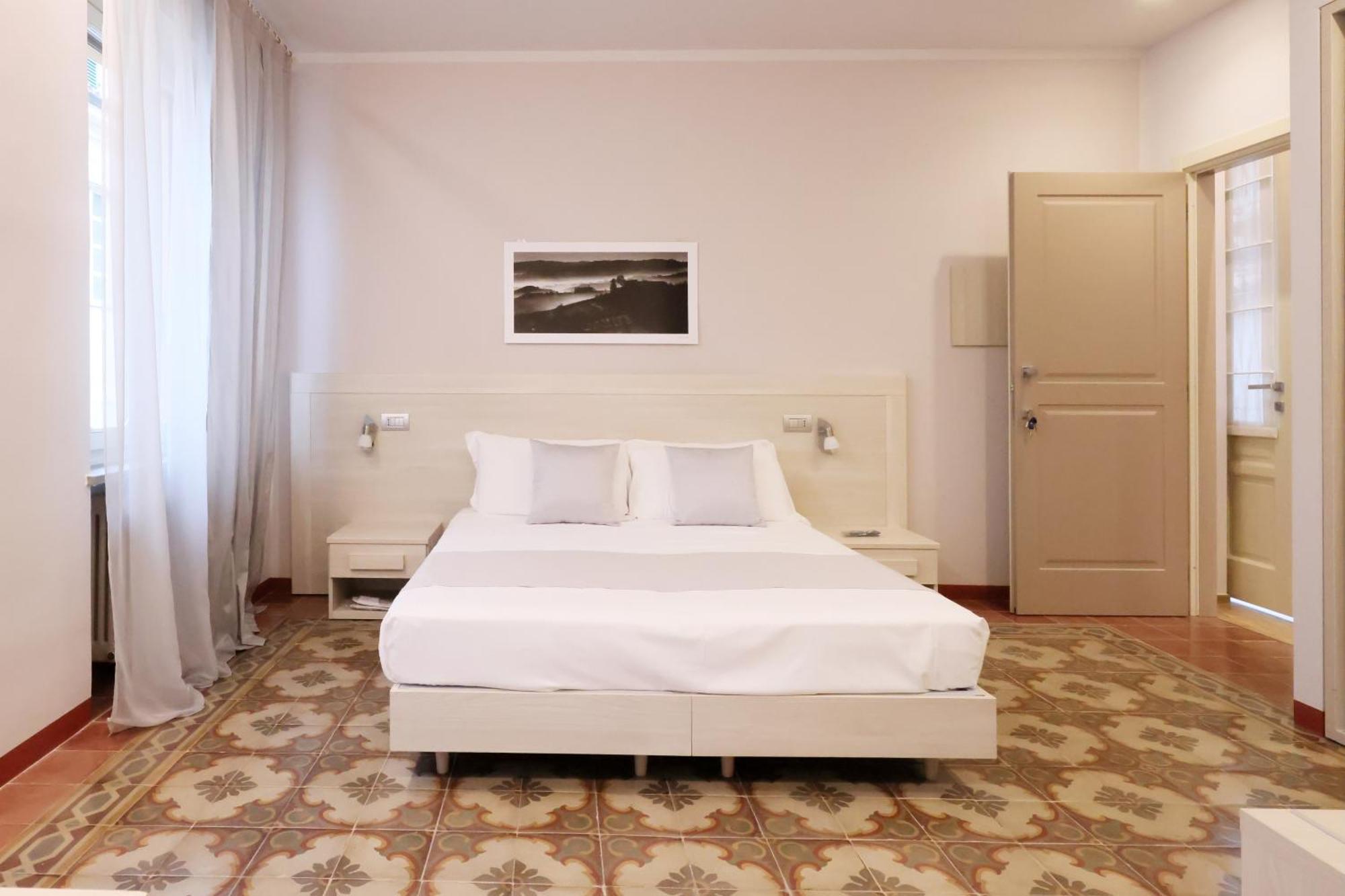 Palazzo Belli Bed & Breakfast Alba  Bagian luar foto