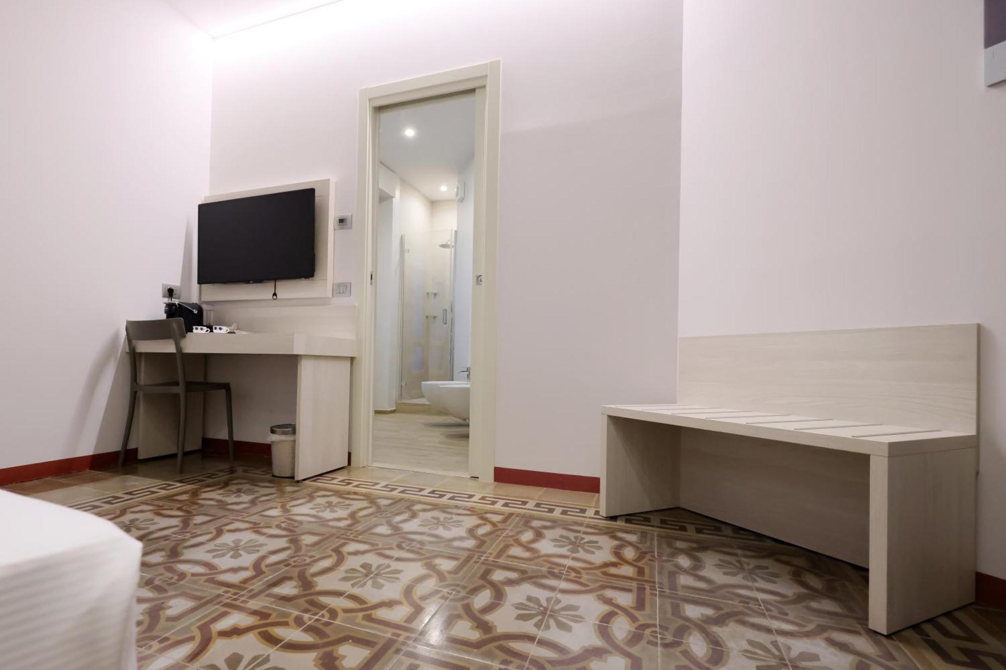 Palazzo Belli Bed & Breakfast Alba  Bagian luar foto