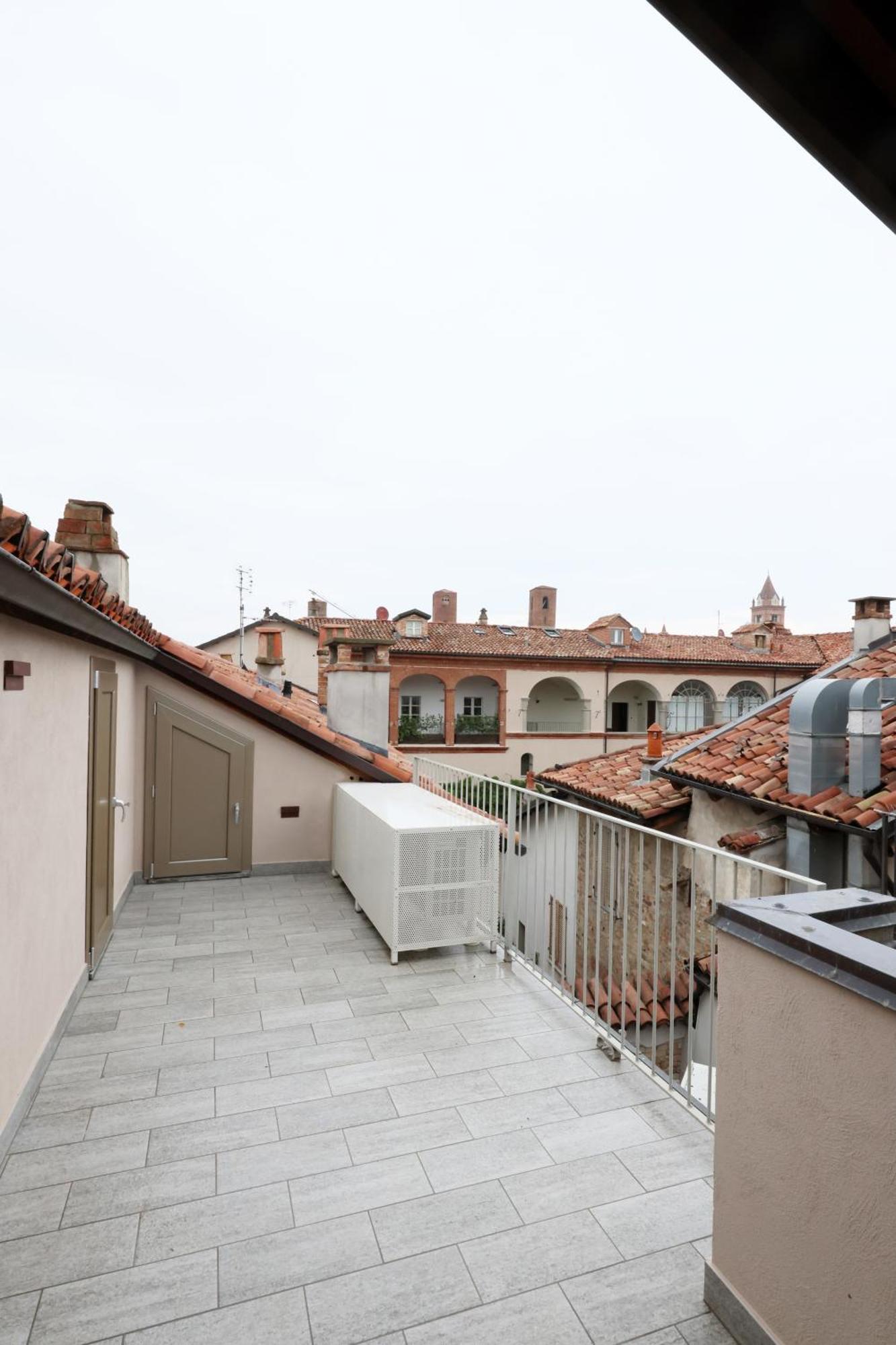 Palazzo Belli Bed & Breakfast Alba  Bagian luar foto