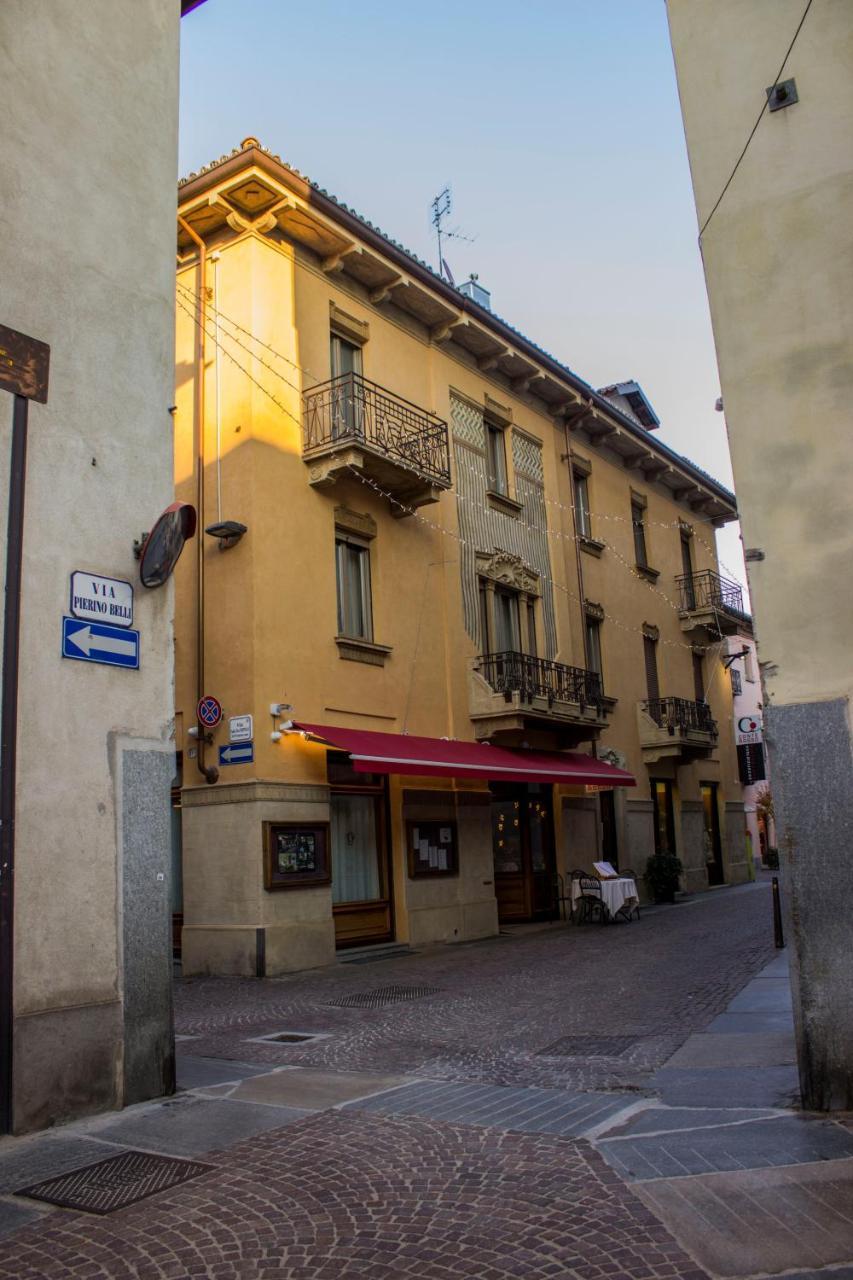 Palazzo Belli Bed & Breakfast Alba  Bagian luar foto